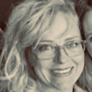 Meet your Posher, Libby